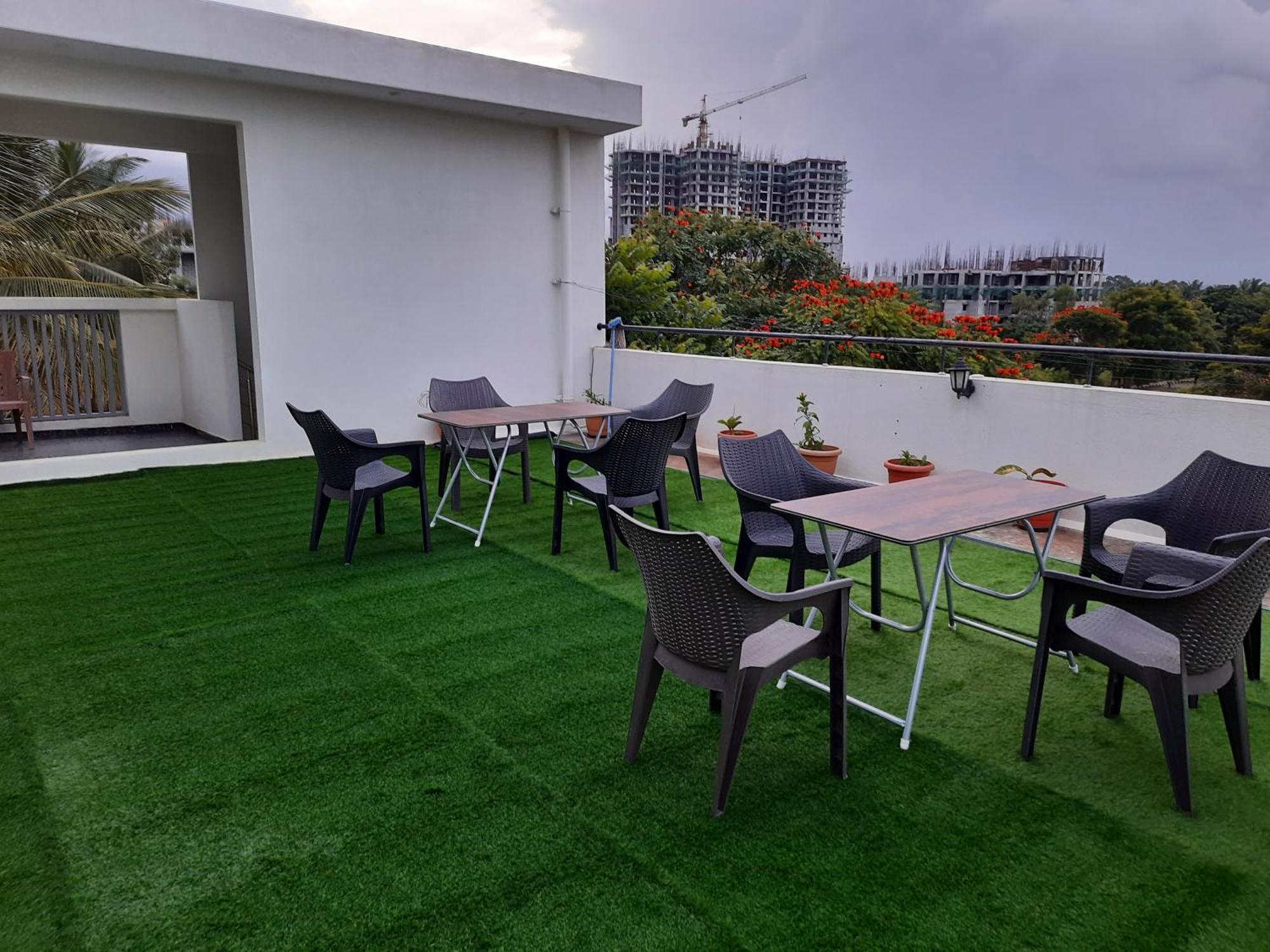 فندق Meadows Phase 1,Ozone Urbana دافانهالي المظهر الخارجي الصورة